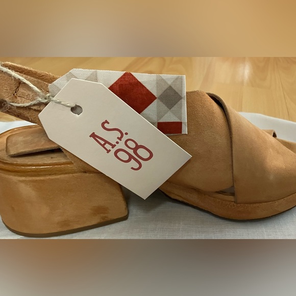 Size 7 A.S. 98 Calle Hook & Loop Tan Suede Criss Cross Block Heel Sandals - Picture 6 of 12